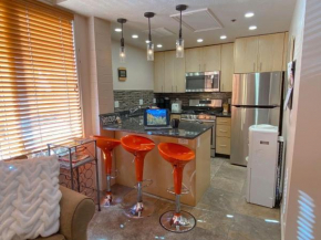 Cozy Studio Heart of Downtown with Rooftop Views Park City